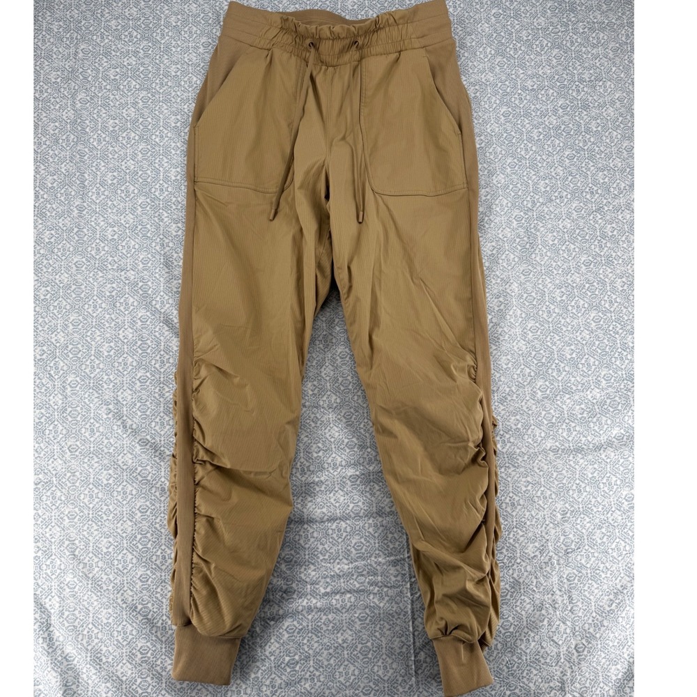 Lululemon Beyond the Studio Jogger Artifact Tan Brown Size 8 W5DD6S
